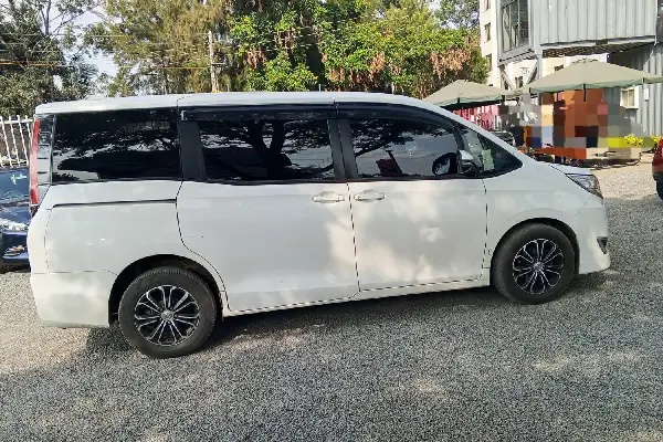 Tour van for family and group travel